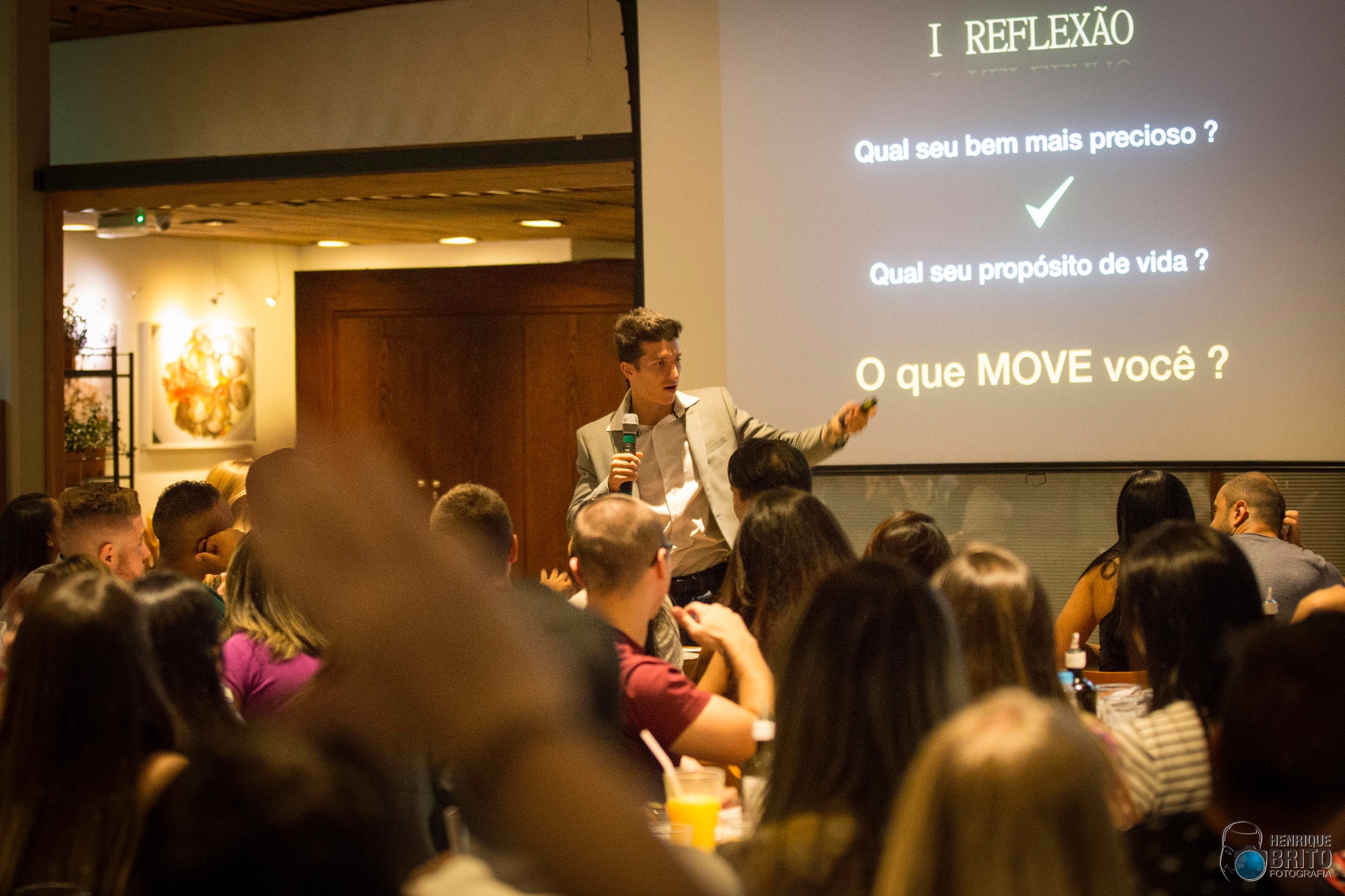 O que MOVE você? · Evento corporativo